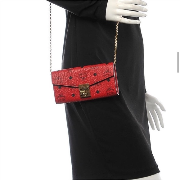 MCM Visetos Large Patricia Chain wallet ruby red - Picture 7 of 7